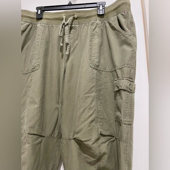 Tommy Hilfiger Green Cargo Pant 1X - Picture 5 of 5